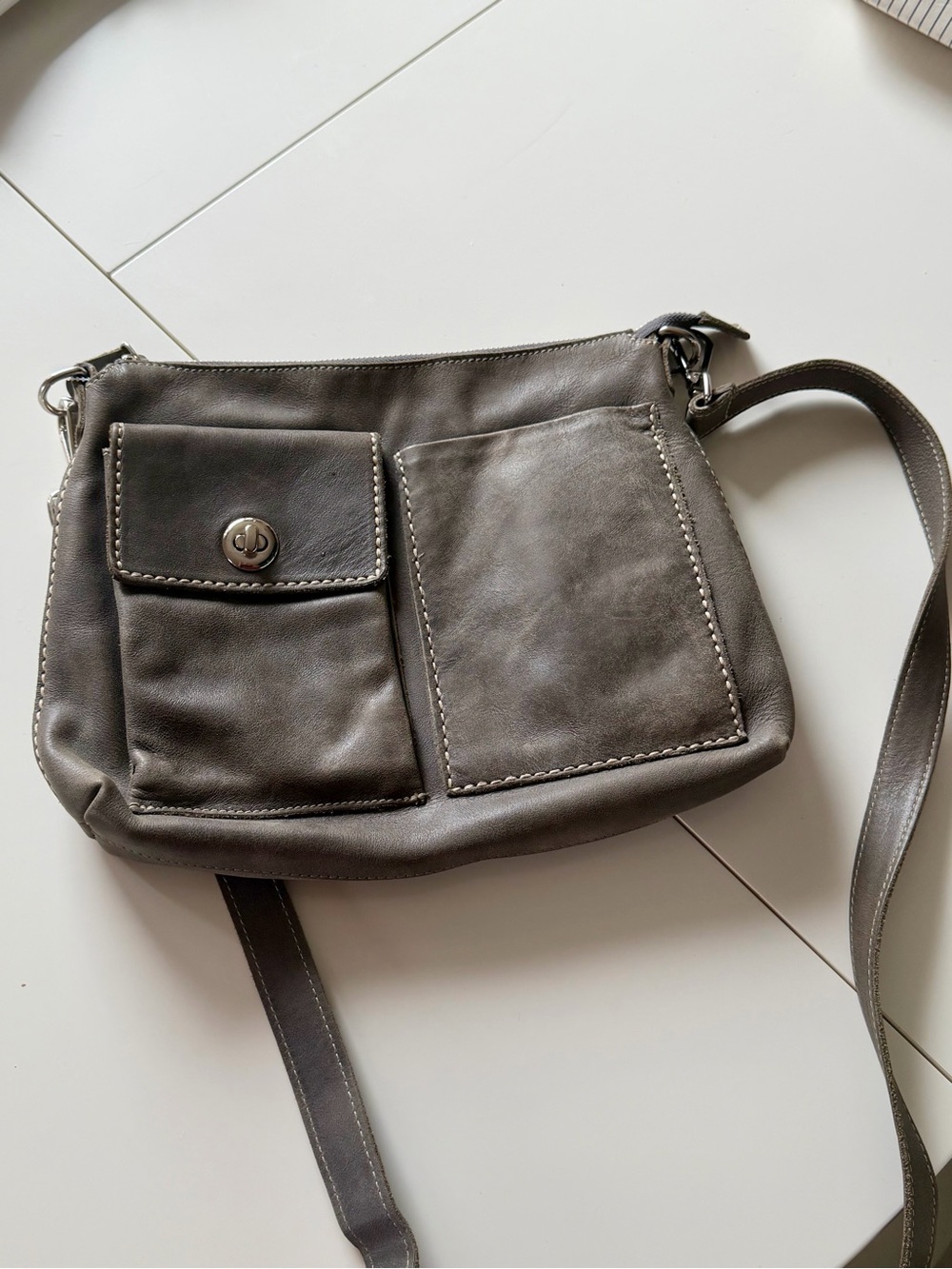 Roots Villager Leather Crossbody Grey– Made in Canada